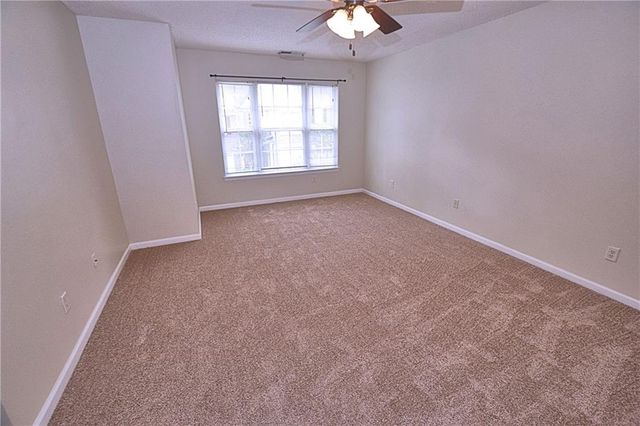 3833 Pleasant Oaks Drive, Lawrenceville, GA 30044