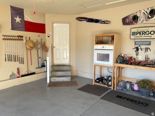 536 E 2200 N, North Ogden, UT 84414