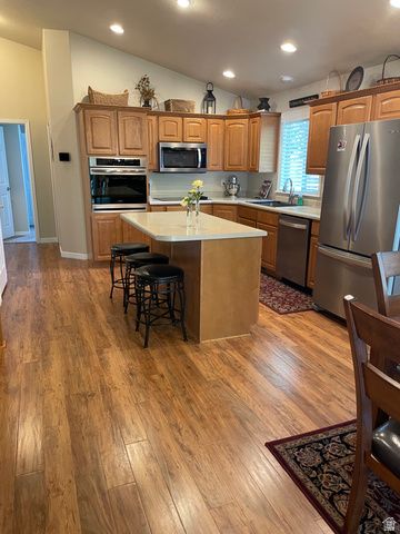 536 E 2200 N, North Ogden, UT 84414