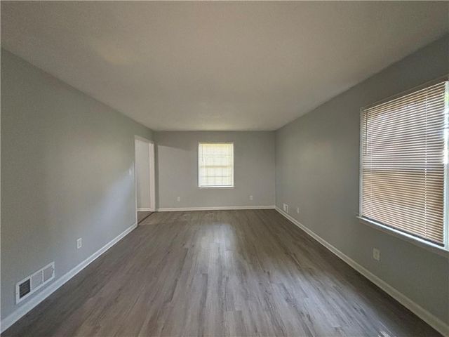 141 Summit View Dr, Mcdonough, GA 30253