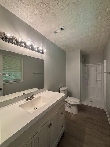 141 Summit View Dr, Mcdonough, GA 30253