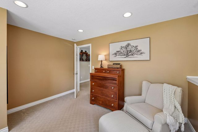 1879 Sandbar Circle, Waconia, MN 55387