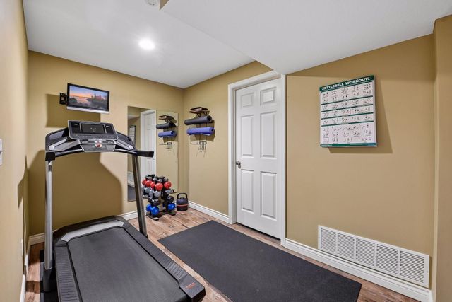 1879 Sandbar Circle, Waconia, MN 55387