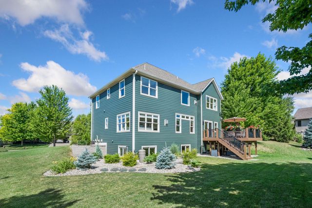 1879 Sandbar Circle, Waconia, MN 55387