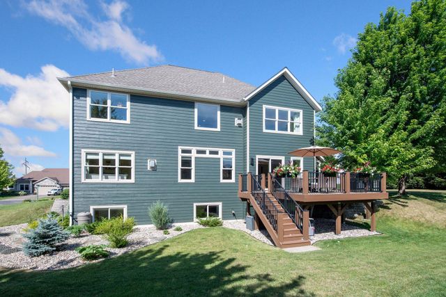1879 Sandbar Circle, Waconia, MN 55387