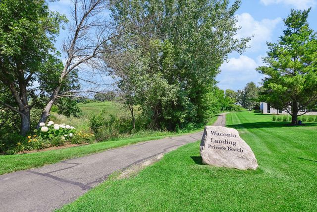 1879 Sandbar Circle, Waconia, MN 55387