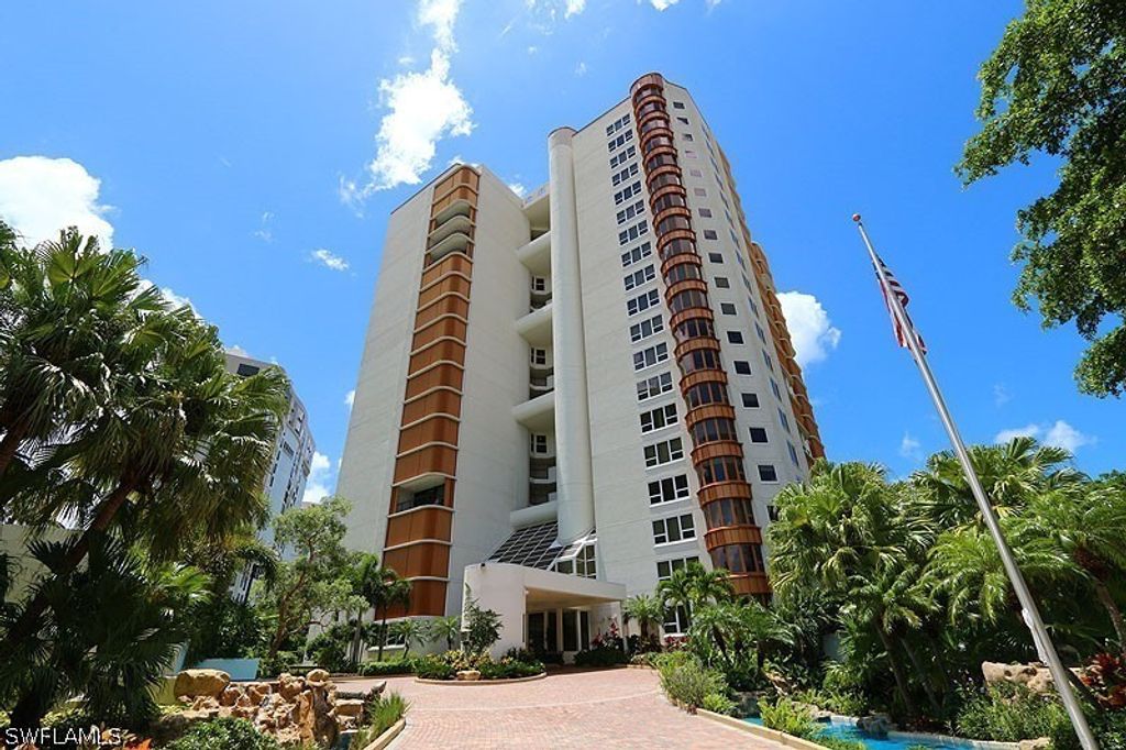 4251 Gulf Shore BLVD N 17A, Naples, FL 34103