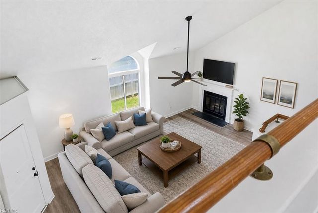 2044 Chicory ST, Virginia Beach, VA 23453