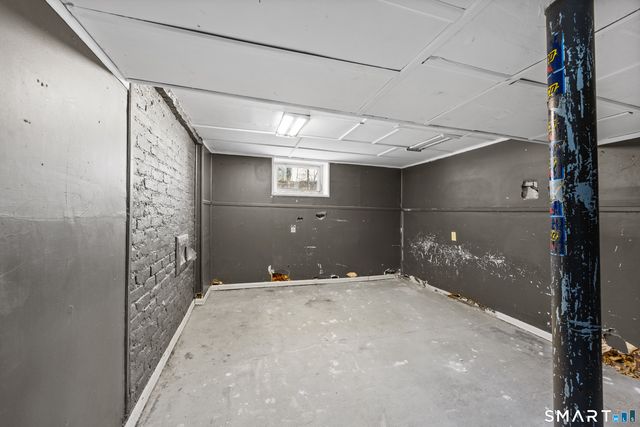 148 Burwell Road, West Haven, CT 06516