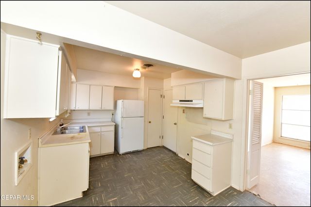 10097 Ontario Street, El Paso, TX 79924