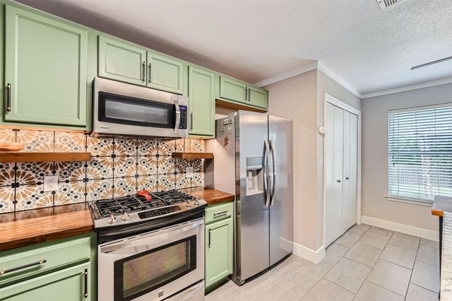 17729 Golden Valley DR, Manor, TX 78653