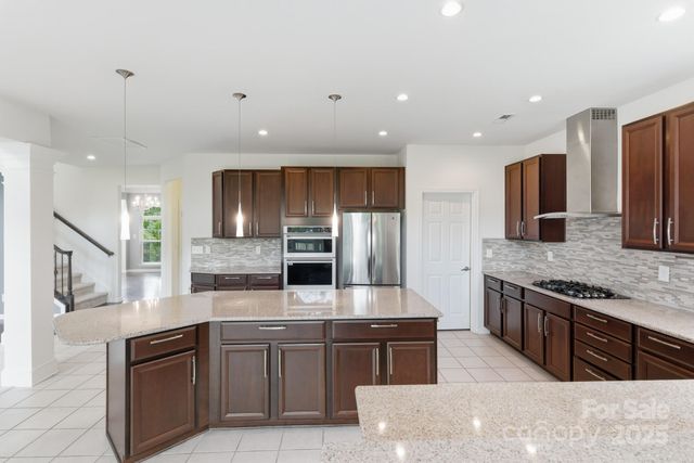 7718 Wiltshire Ridge Road, Charlotte, NC 28269