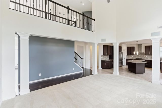 7718 Wiltshire Ridge Road, Charlotte, NC 28269