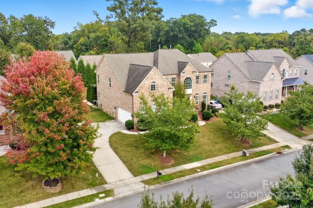 7718 Wiltshire Ridge Road, Charlotte, NC 28269