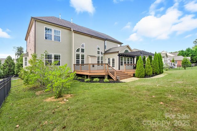 7718 Wiltshire Ridge Road, Charlotte, NC 28269