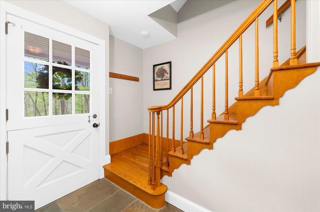 2942 BAAS RD, Green Lane, PA 18054