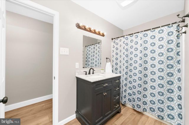 2942 BAAS RD, Green Lane, PA 18054