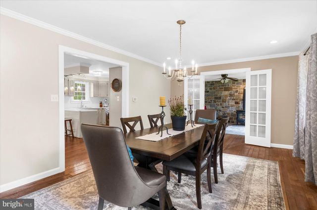 2942 BAAS RD, Green Lane, PA 18054