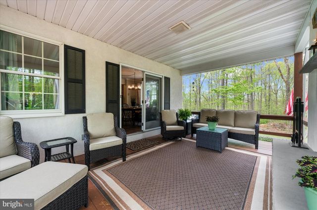 2942 BAAS RD, Green Lane, PA 18054