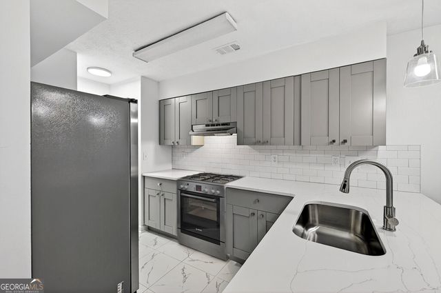 6716 Colchester Place, Norcross, GA 30093