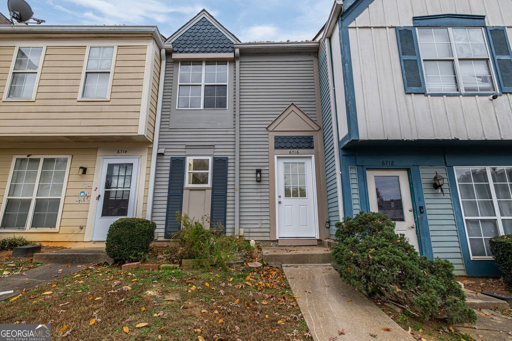 6716 Colchester Place, Norcross, GA 30093