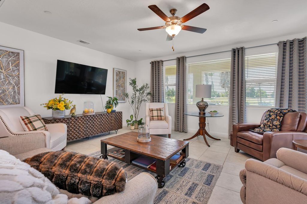 Image 14 of property listing at 13020 Ridgewood Way, Chowchilla, CA 93610