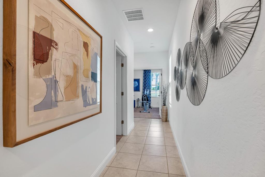 Image 27 of property listing at 13020 Ridgewood Way, Chowchilla, CA 93610