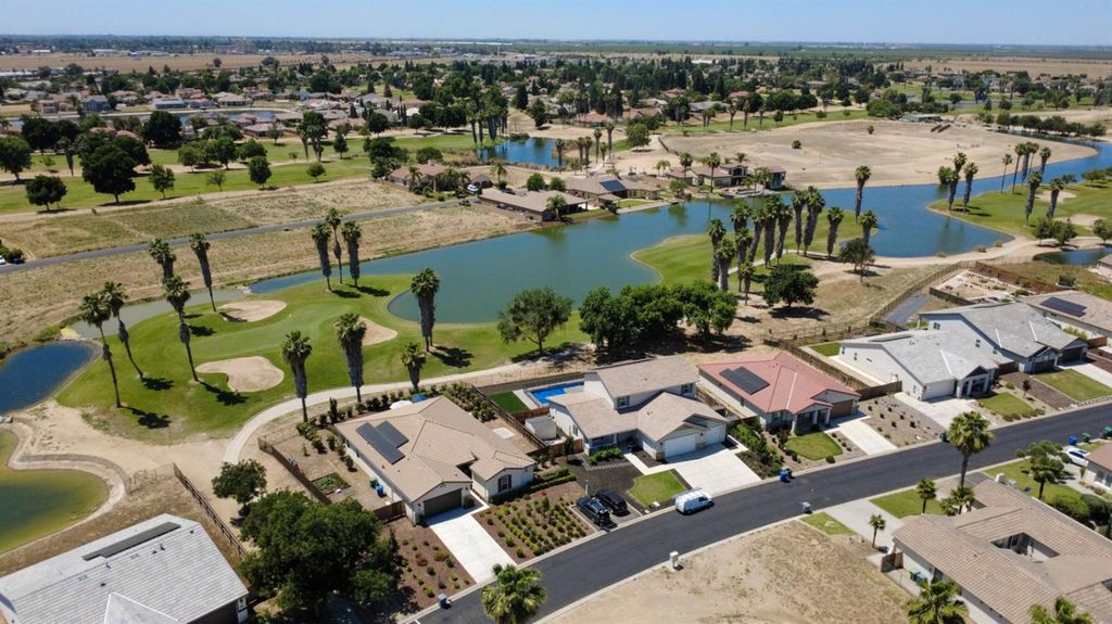 Image 54 of property listing at 13020 Ridgewood Way, Chowchilla, CA 93610
