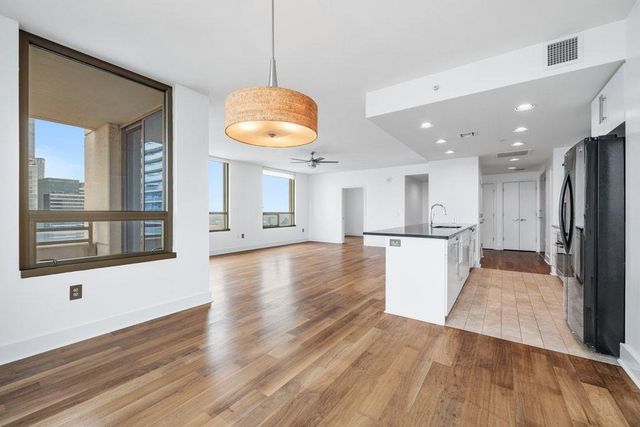 300 Bowie ST 2701, Austin, TX 78703