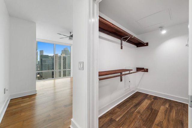 300 Bowie ST 2701, Austin, TX 78703