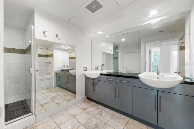 300 Bowie ST 2701, Austin, TX 78703