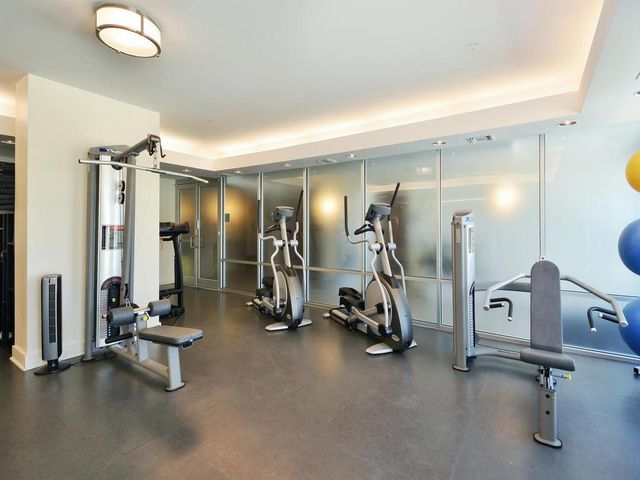 300 Bowie ST 2701, Austin, TX 78703