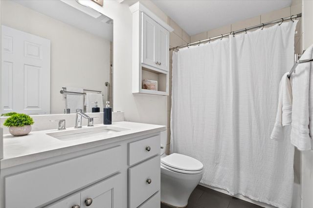 2311 Shoreham Highlands Street 31, St. Joseph Twp, MI 49085
