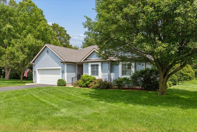 2311 Shoreham Highlands Street 31, St. Joseph Twp, MI 49085