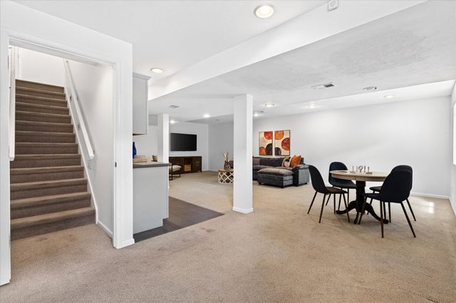 2311 Shoreham Highlands Street 31, St. Joseph Twp, MI 49085