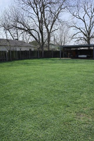 103 Hoffman Street, Houston, TX 77020