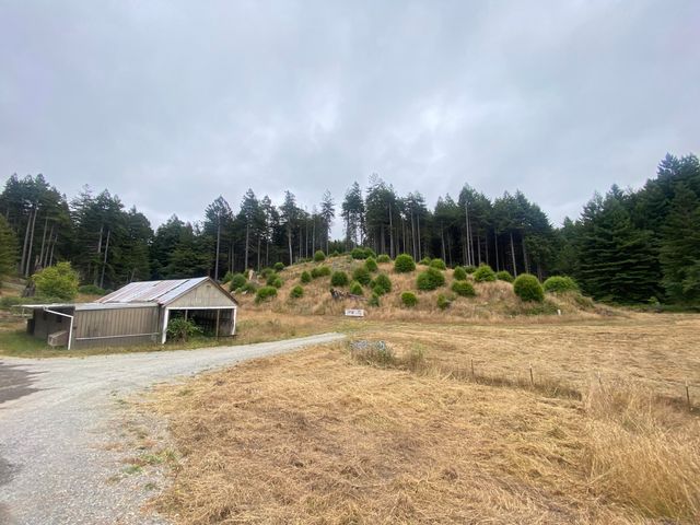 004 Pomeroy Hollow Road, Freshwater, CA 95503