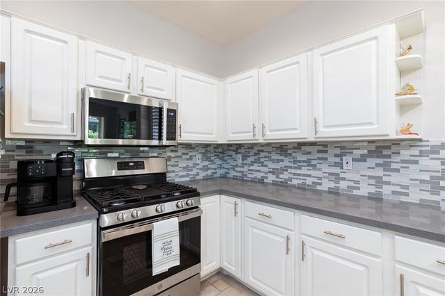 1000 Duckhorn Court 202, Las Vegas, NV 89144