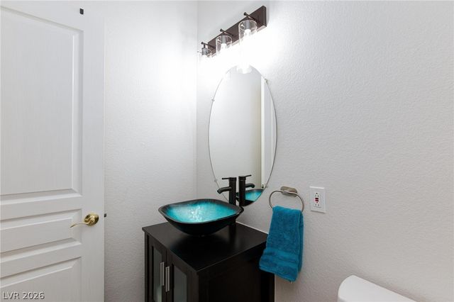 1000 Duckhorn Court 202, Las Vegas, NV 89144