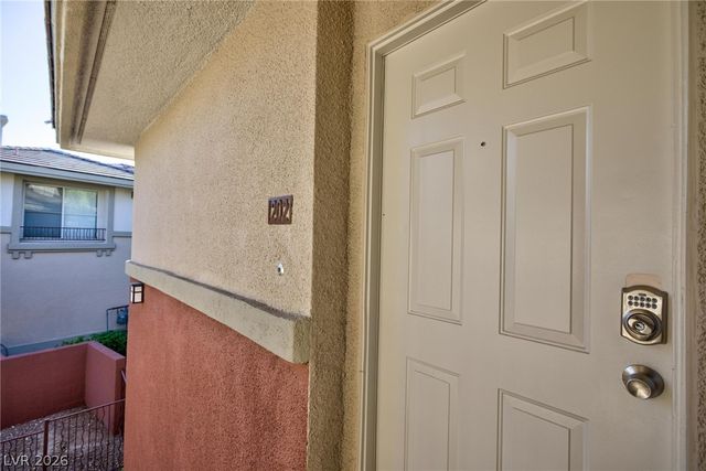 1000 Duckhorn Court 202, Las Vegas, NV 89144
