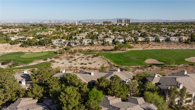 1000 Duckhorn Court 202, Las Vegas, NV 89144