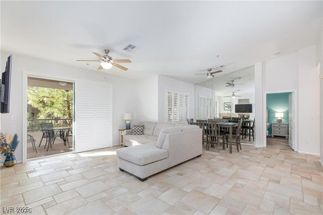 1000 Duckhorn Court 202, Las Vegas, NV 89144