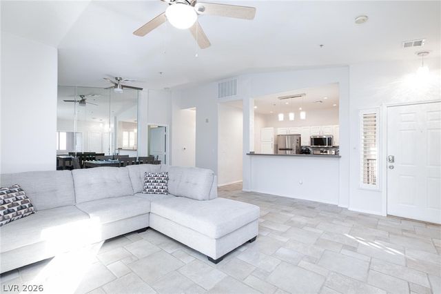 1000 Duckhorn Court 202, Las Vegas, NV 89144