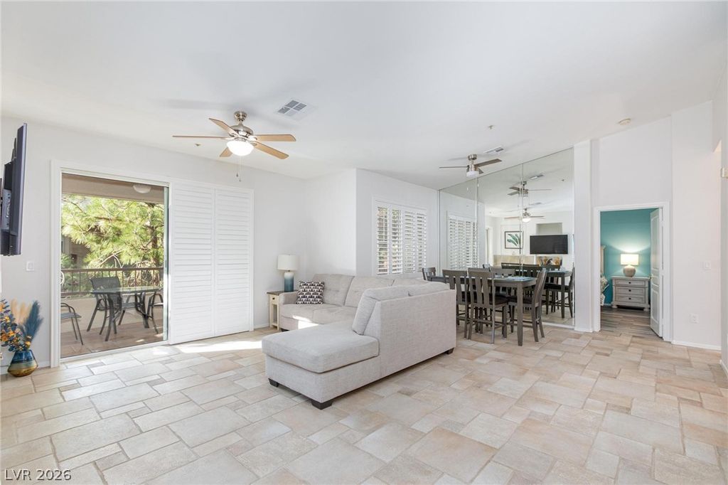 1000 Duckhorn Court 202, Las Vegas, NV 89144