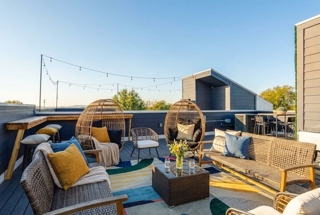 1112 Harmony Way, Nashville, TN 37207