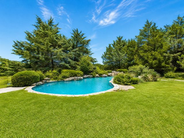 151 Trinity Bluffs Road, Aledo, TX 76008