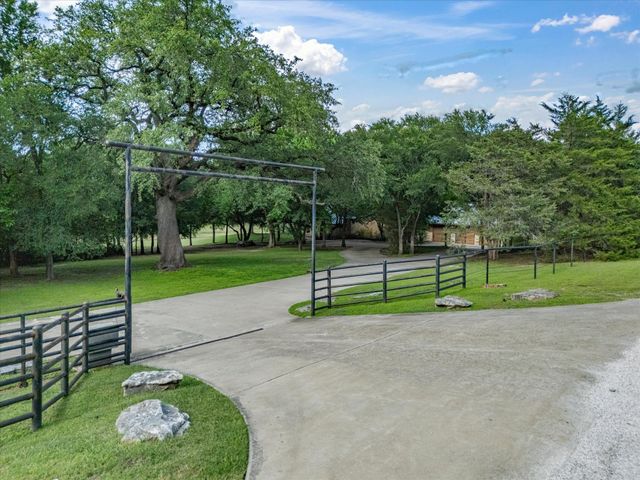 151 Trinity Bluffs Road, Aledo, TX 76008