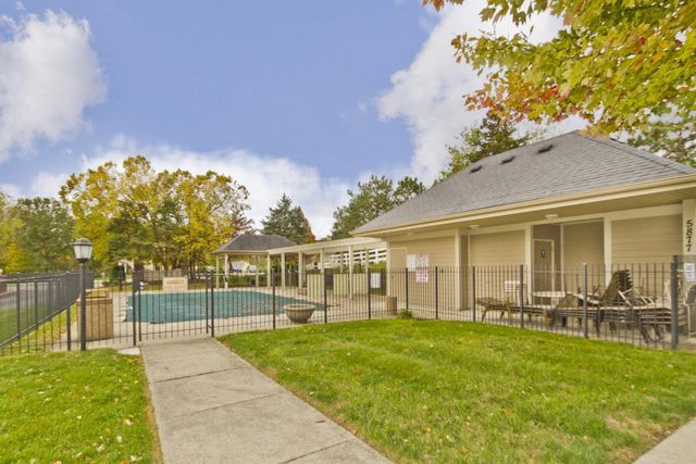 2055 Running Creek Place, Grove City, OH 43123