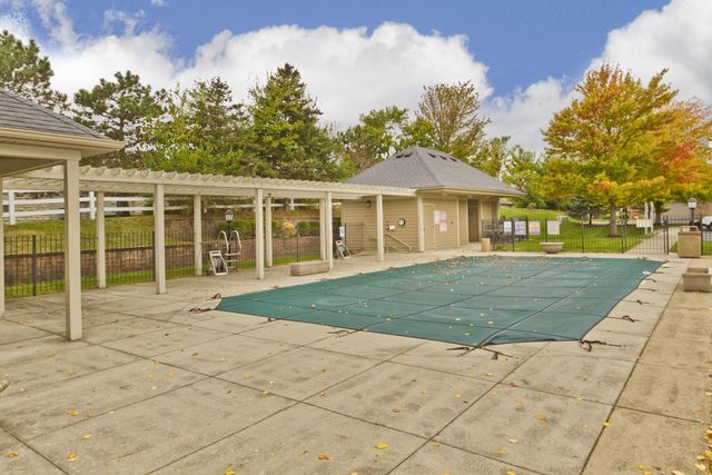 2055 Running Creek Place, Grove City, OH 43123