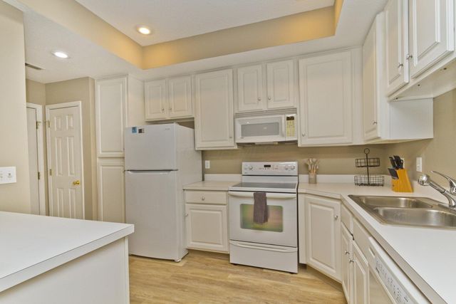 2055 Running Creek Place, Grove City, OH 43123